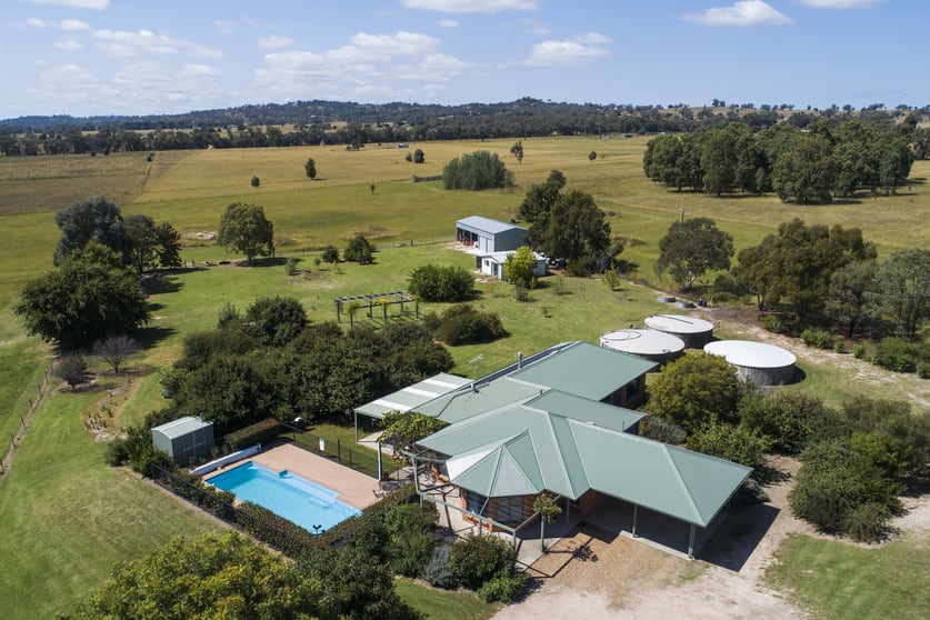 Click to view all images 1300 Henry Lawson Drive St Fillans Mudgee NSW 2850 - Image 2