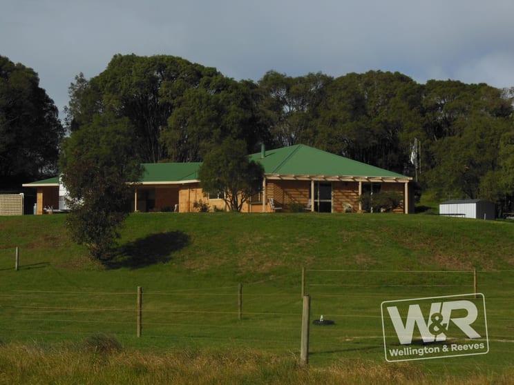 Click to view all images 27 Sand Pit Road Robinson WA 6330 - Image 1