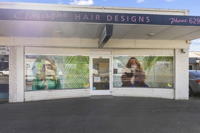 Click to view all images Hairdresser business for sale in Canberra Airport - Image 1