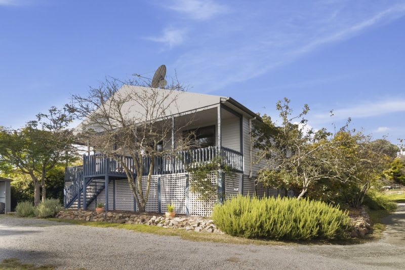 Click to view all images 1555 Burra rd Burra NSW 2620 - Image 2