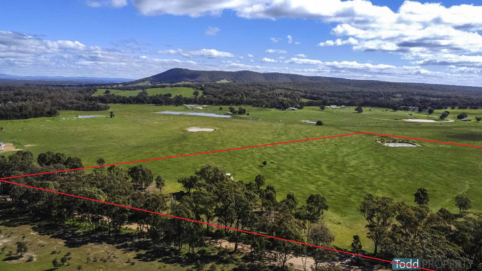 Click to view all images 660 Heathcote-North Costerfield Road Heathcote VIC 3523 - Image 3