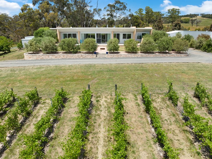 Click to view all images 103 Hard Hill Rd Armstrong VIC 3377 - Image 1