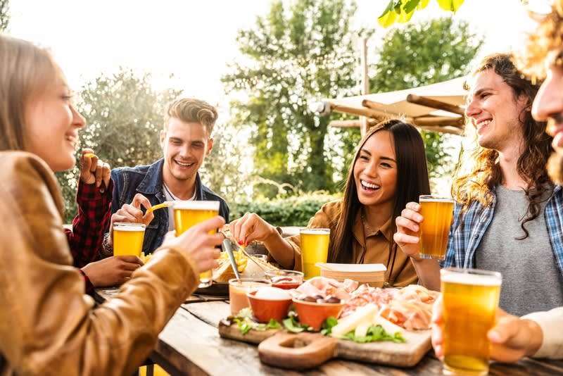 Restaurant  business for sale in Maaroom - Image 2
