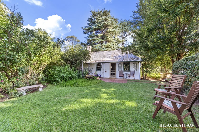 Click to view all images 2-4 Adder Street Harrison ACT 2914 - Image 2