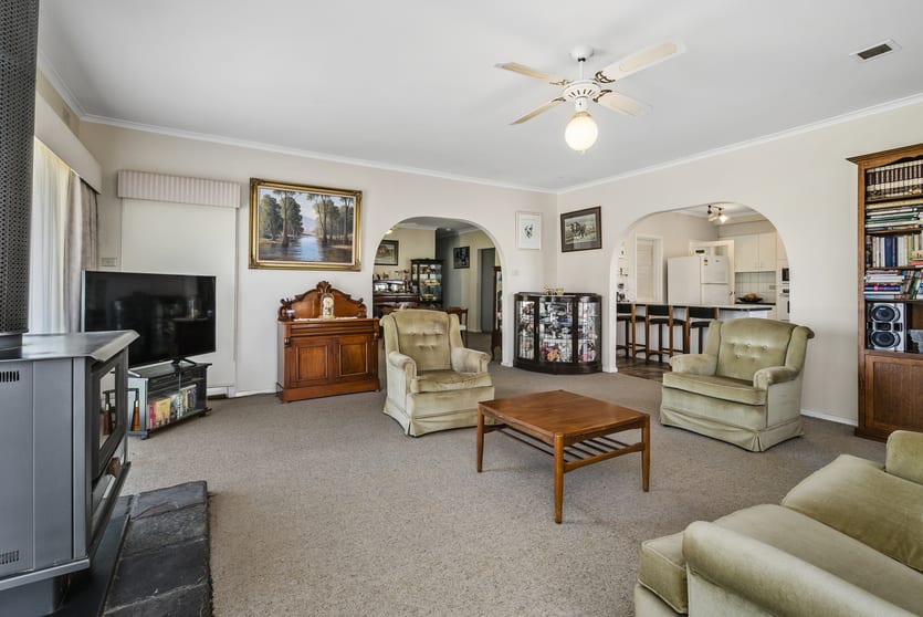 Click to view all images 48 Alpha Drive Invergordon VIC 3636 - Image 3