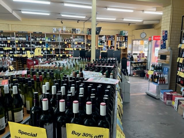 Click to view all images Food, Beverage & Hospitality business for sale in Sylvania - Image 2
