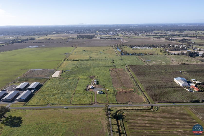 Click to view all images 665 Turnbull Road Ardmona VIC 3629 - Image 2