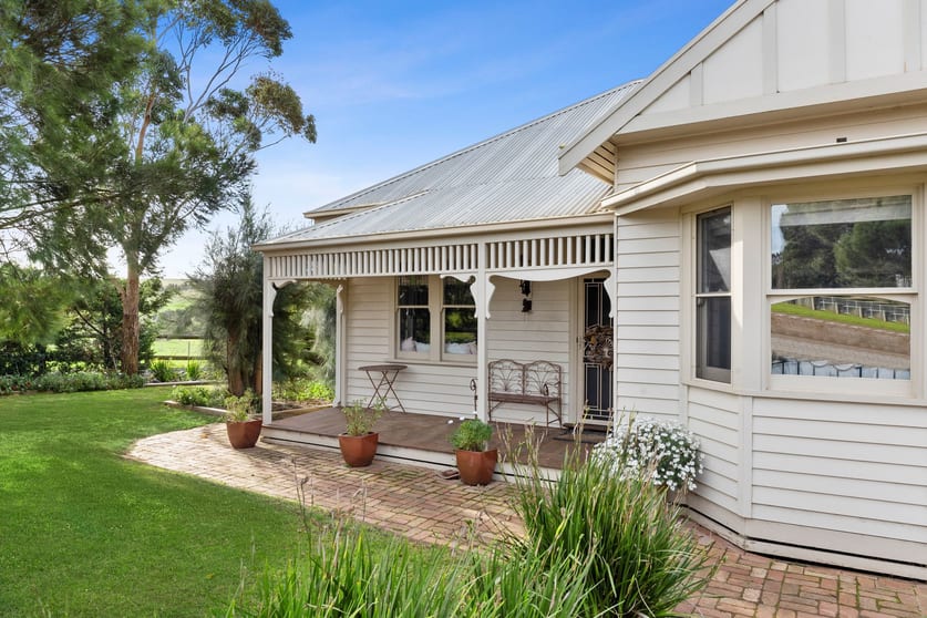 Click to view all images 1380 Steiglitz Road Sutherlands Creek VIC 3331 - Image 2