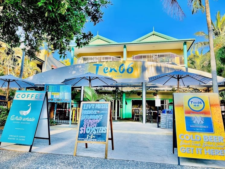 Click to view all images 79 Sims Esplanade Yorkeys Knob QLD 4878 - Image 1
