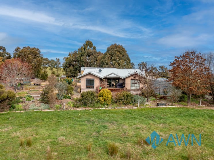 Click to view all images 44 Richards Lane Strathbogie VIC 3666 - Image 2