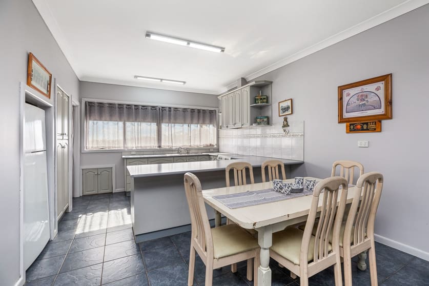 Click to view all images 240 Rothackers Road Woodvale VIC 3556 - Image 3