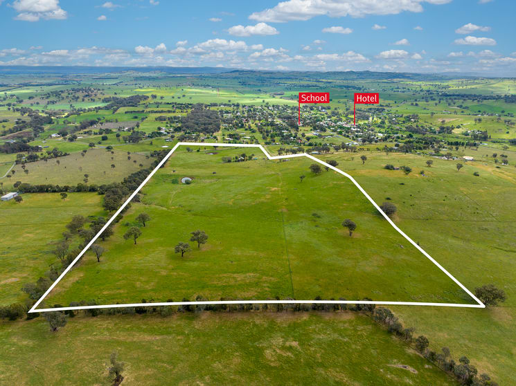 Click to view all images 'Orodale' 1 East Street Woodstock NSW 2793 - Image 1