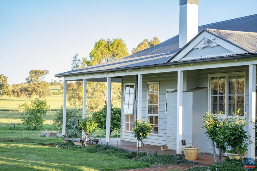 Click to view all images 20 Dookie-St James Road Dookie VIC 3646 - Image 2