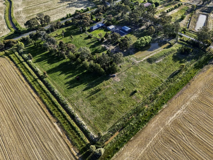 Click to view all images 565 Coomboona Road Coomboona VIC 3629 - Image 3