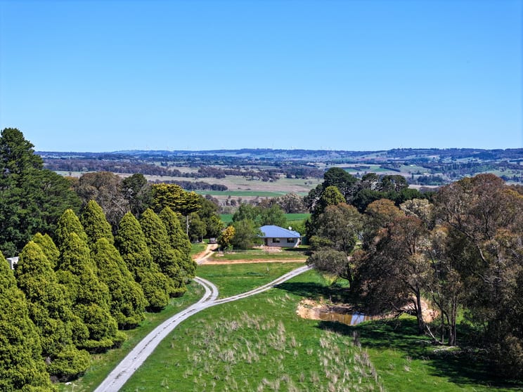 Click to view all images 343 Redground Heights Road, Laggan Crookwell NSW 2583 - Image 2
