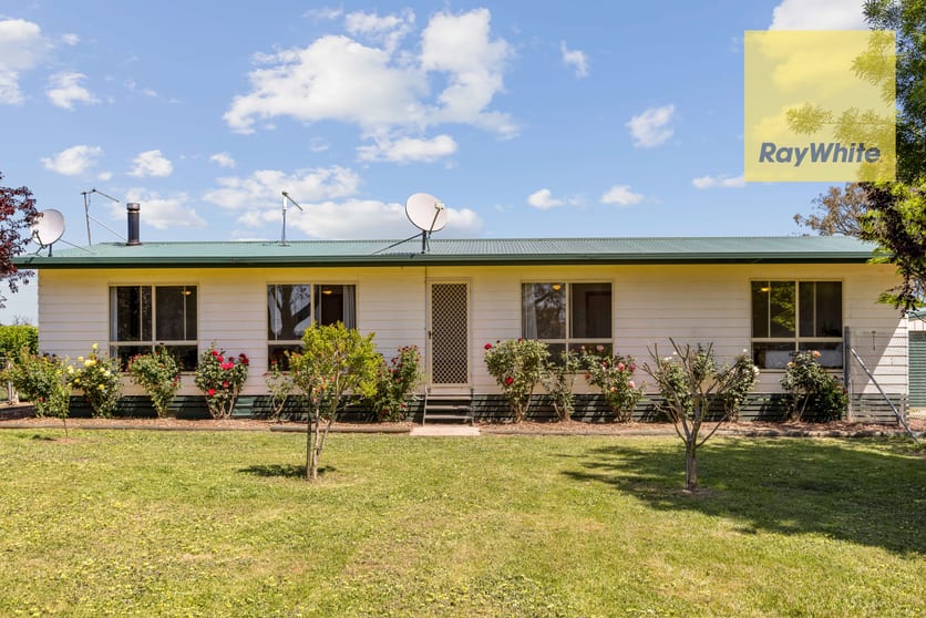 Click to view all images 3943 Range Road Crookwell NSW 2583 - Image 3