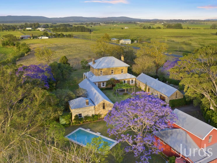 Click to view all images 557 Paterson Road Bolwarra Heights NSW 2320 - Image 1