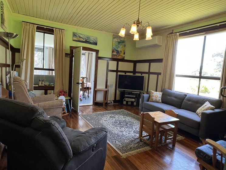 Click to view all images 391 North Road Currie TAS 7256 - Image 3