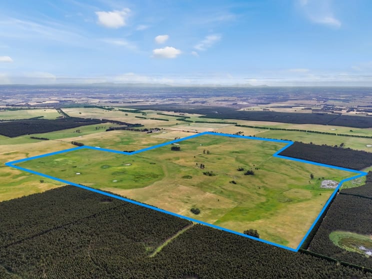 Click to view all images 338 Murndal-Branxholme Road Branxholme VIC 3302 - Image 1