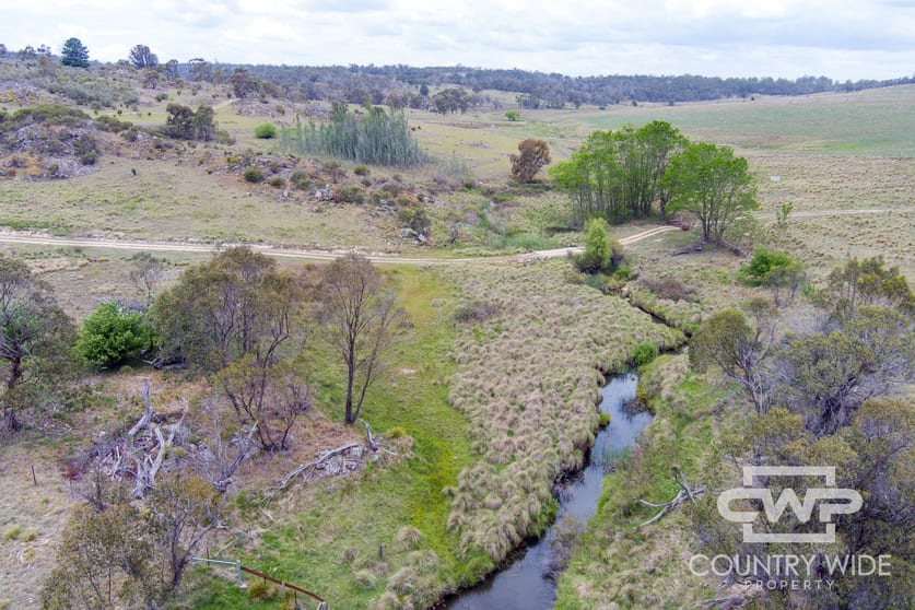 Click to view all images 241 Coopers Road Glen Innes NSW 2370 - Image 3