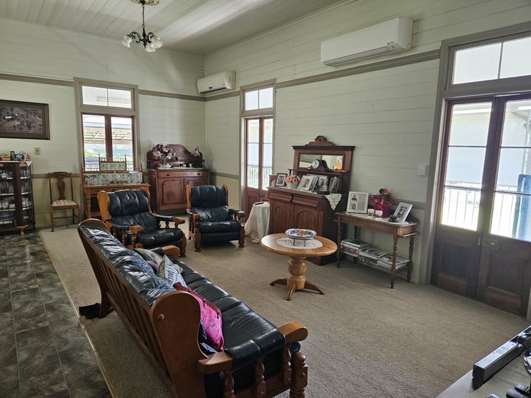 Click to view all images 226 Rubyvale Road Clermont QLD 4721 - Image 2