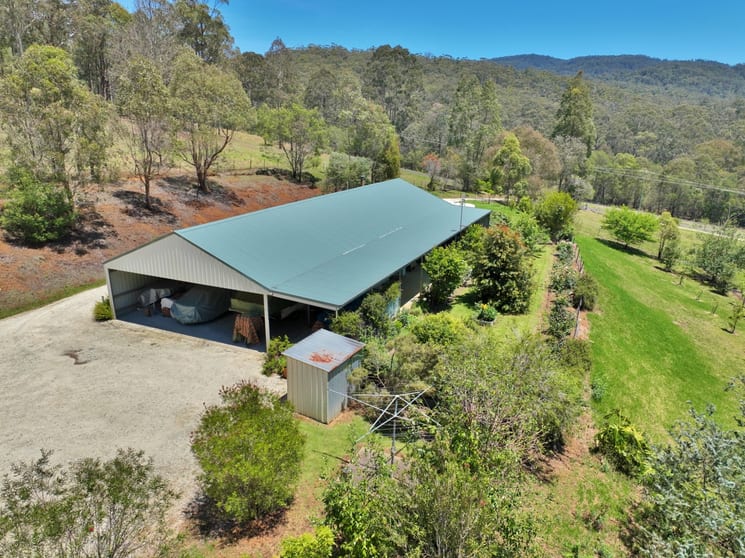 Click to view all images 51 Florabunda Lane Nethercote NSW 2549 - Image 2
