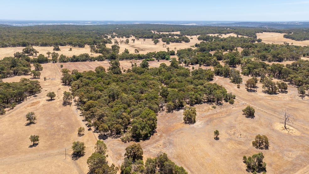 Click to view all images O'Brien Road Gidgegannup WA 6083 - Image 1
