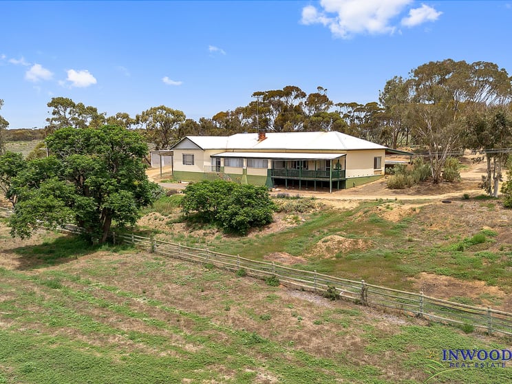 Click to view all images 1176 Black Hill Road Cambrai SA 5353 - Image 1