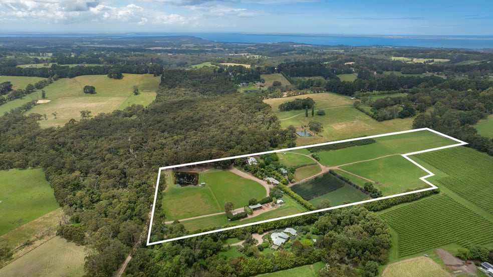 Click to view all images 109 Mcilroys Road Red Hill VIC 3937 - Image 1