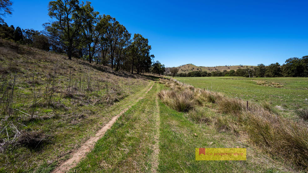 Click to view all images 2/738 Kaludabah Road Mudgee NSW 2850 - Image 2