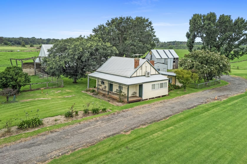 Click to view all images 331 Freemans Reach Road Freemans Reach NSW 2756 - Image 2