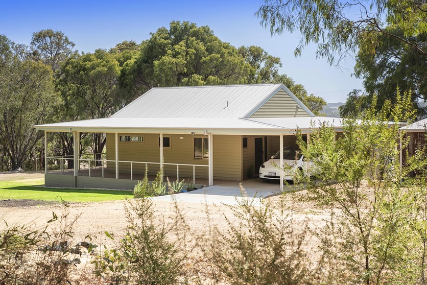 Click to view all images 10533 Caves Road Deepdene WA 6290 - Image 2