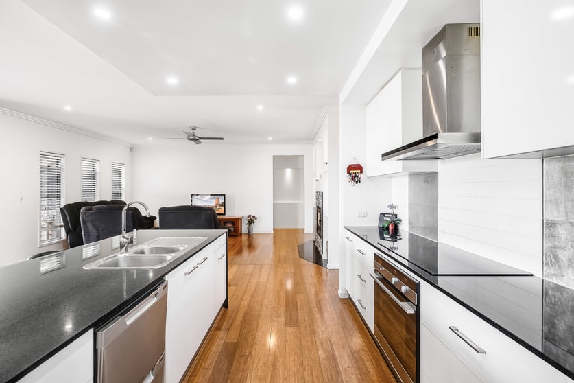 Click to view all images 13 Rodeo Drive Meringandan QLD 4352 - Image 2