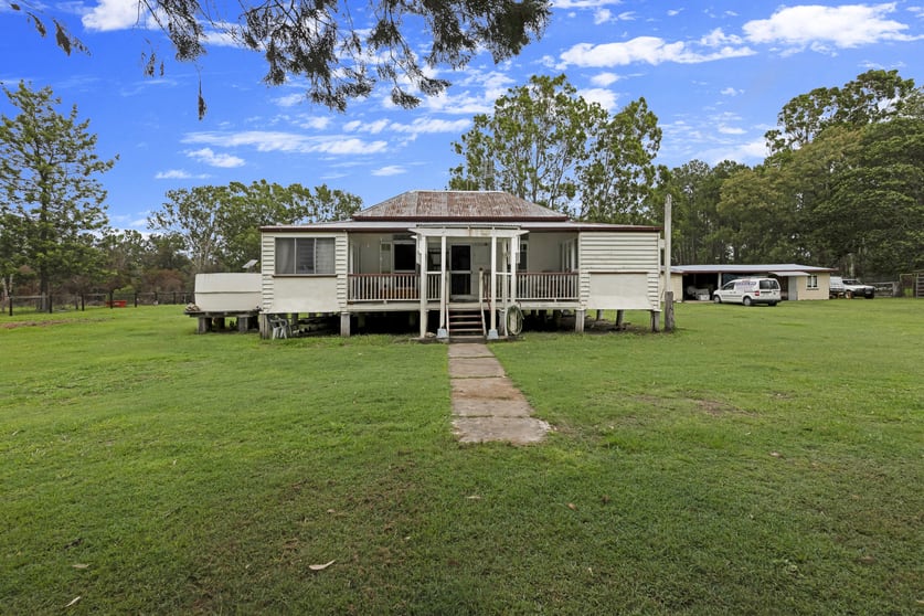 Click to view all images 142 Swindon Road Mount Perry QLD 4671 - Image 3