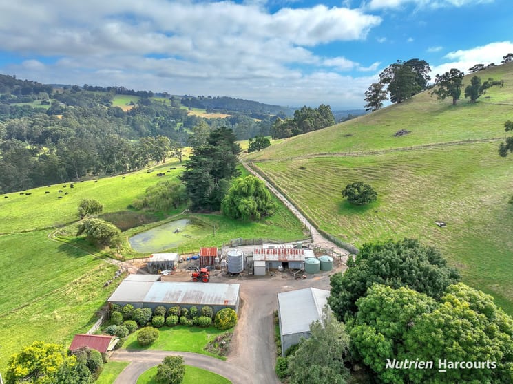 Click to view all images 99 & 113 Crowes Road Narracan VIC 3824 - Image 3