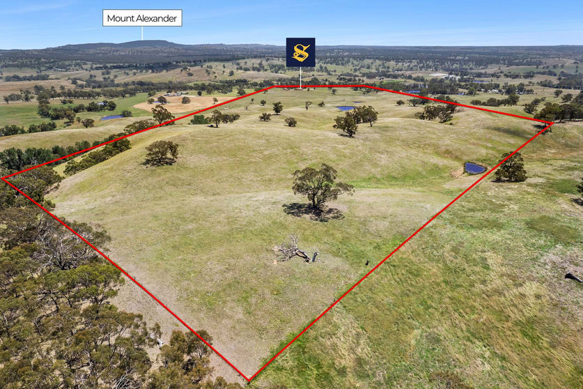 Click to view all images 298 Metcalfe - Redesdale Road Metcalfe VIC 3448 - Image 3