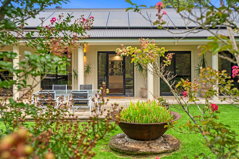 Click to view all images 554 Mountain Lagoon Road Bilpin NSW 2758 - Image 2