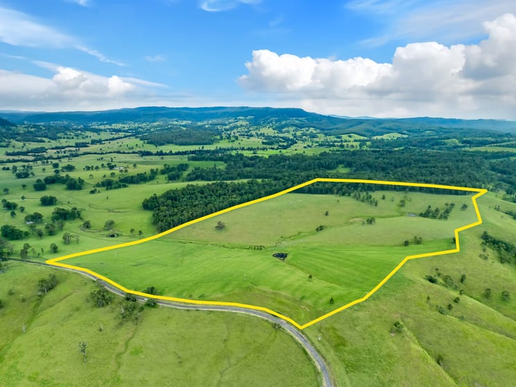 Click to view all images 1 Clarence Way Tunglebung NSW 2469 - Image 1