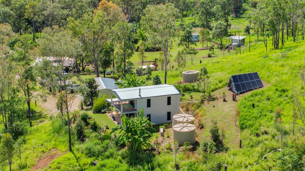 Click to view all images 3715 Tableland Road Diglum QLD 4680 - Image 2
