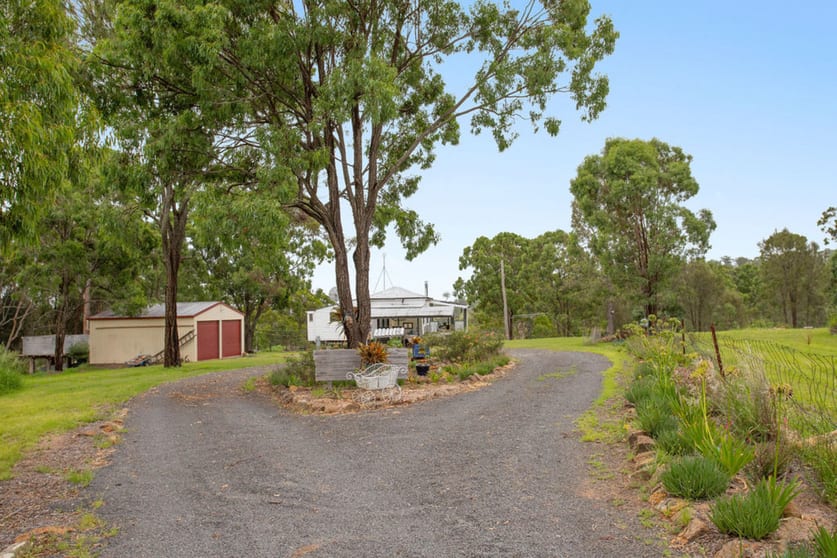 Click to view all images 26 Paton Road Meringandan West QLD 4352 - Image 3