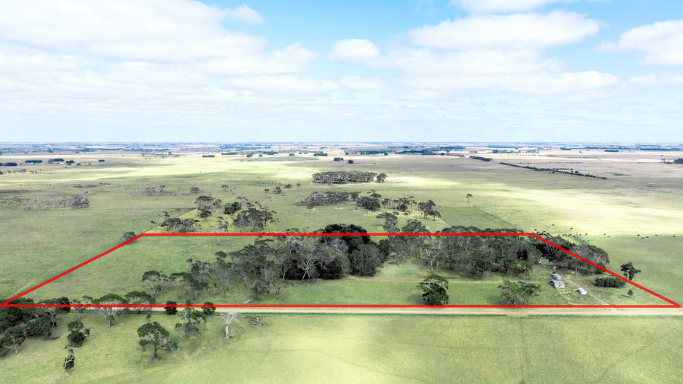 Click to view all images 119 Sommervilles Road Kirkstall VIC 3283 - Image 1