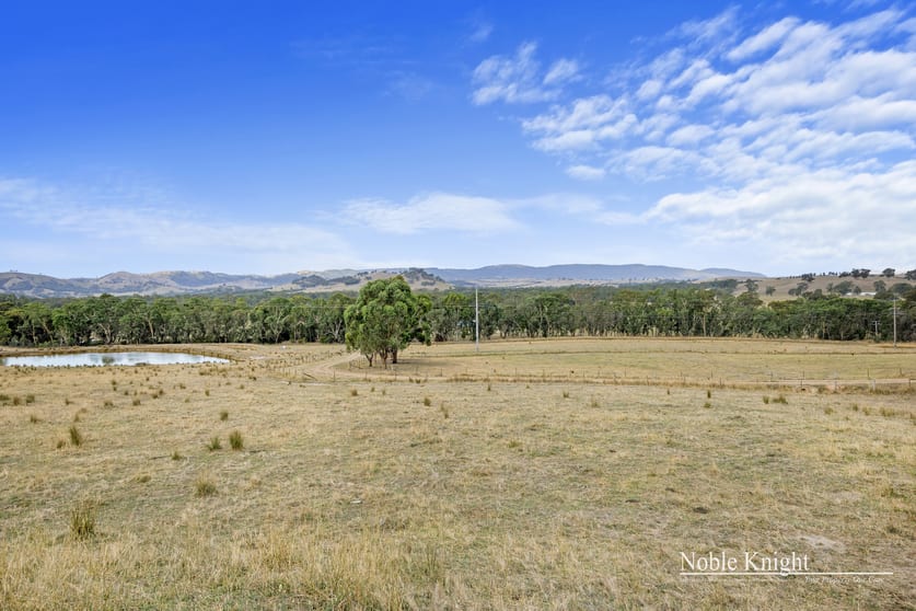 Click to view all images 6845 Goulburn Valley Highway Homewood VIC 3717 - Image 3