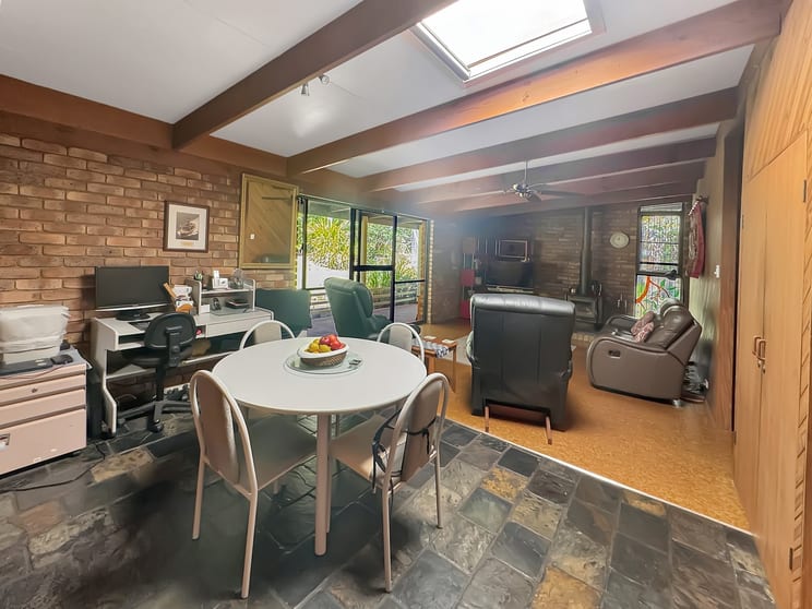 Click to view all images 60 Tom Smith Drive Nanango QLD 4615 - Image 3