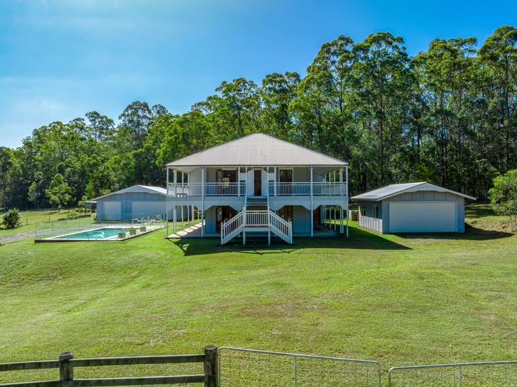 Click to view all images 11 Potters Lane Pomona QLD 4568 - Image 1