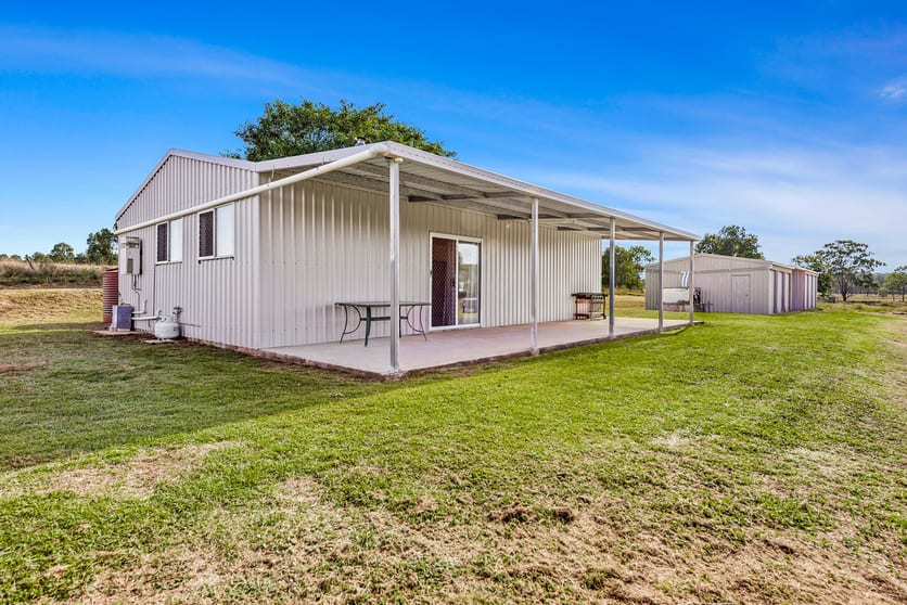 Click to view all images 146-198 Wanstall Road Thagoona QLD 4306 - Image 2