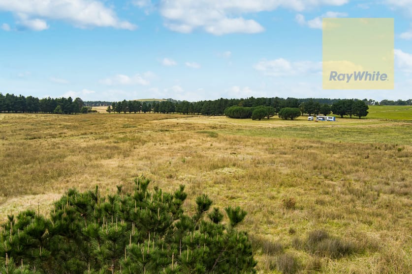 Click to view all images 733 Glenoval Road Goulburn NSW 2580 - Image 1