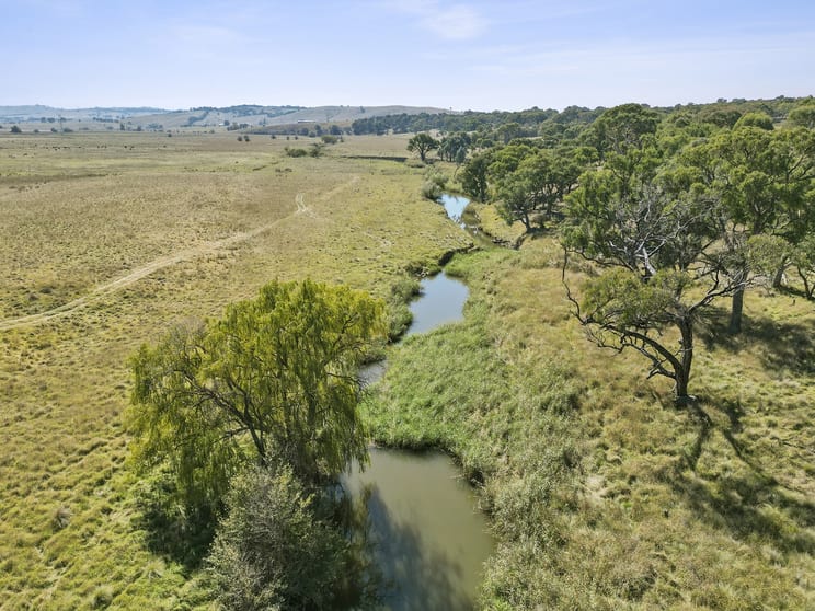 Click to view all images 50 Carnells Lane Dalton Gunning NSW 2581 - Image 1