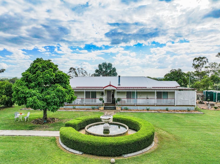 Click to view all images 40067 Burnett Highway Thangool QLD 4716 - Image 1