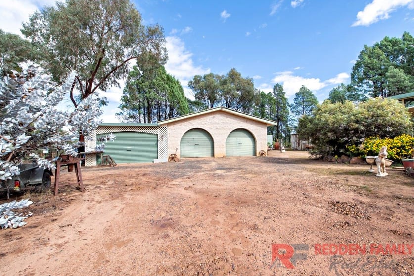Click to view all images 19R Lonsdale Road Dubbo NSW 2830 - Image 2