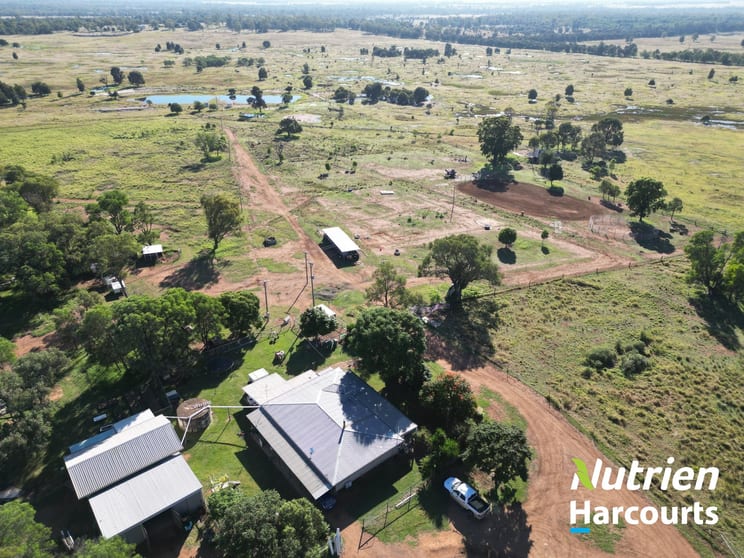 Click to view all images 954 Red Hill Road Chinchilla QLD 4413 - Image 2